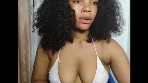 Snapshot of sexy_kitty881 chatting on 10.05.25 Sexy kitty881 online show from 10.05.25