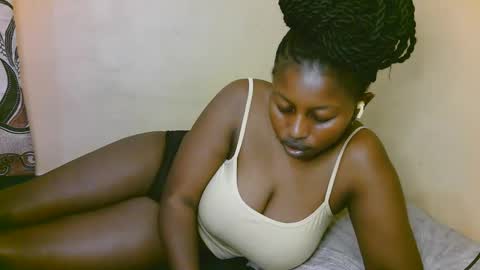 sexy_latasha online show from 10.16.25