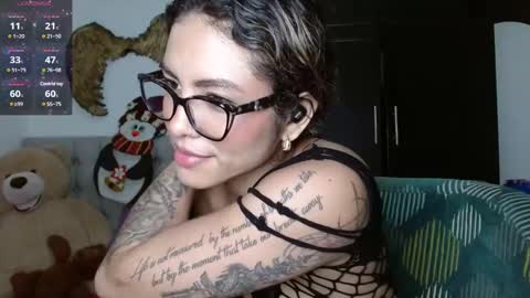 Snapshot of sexy_lia_latina chatting on 02.02.25 Celeste online show from 02.02.25