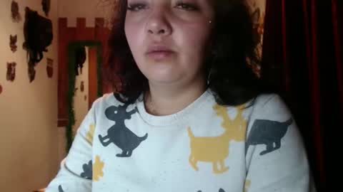 Snapshot of sexy_lolas chatting on 12.22.24 sexy lolas online show from 12.22.24