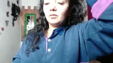 Snapshot of sexy_lolas chatting on 01.03.25 sexy lolas online show from 01.03.25