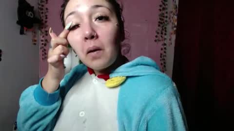 Snapshot of sexy_lolas chatting on 03.05.25 sexy lolas online show from 03.05.25