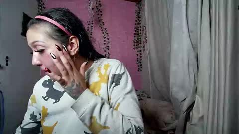 sexy lolas online show from 11.03.25