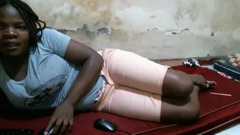 sexy_lunah online show from 12.01.25