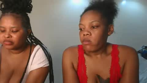 sexy_lyna online show from 02.20.26