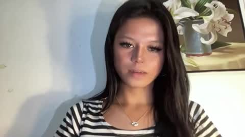 Nicole online show from 06.10.26