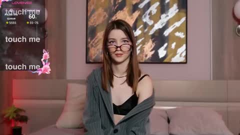 Alison online show from 11.28.25