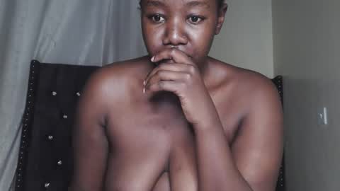 sexy_melanin11 online show from 09.18.25