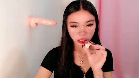 mika online show from 02.28.25