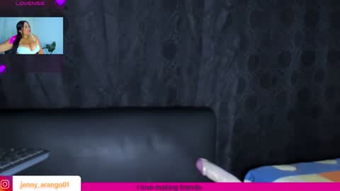 Jenny I am a freelance model online show from 12.20.24