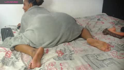 Jhoana online show from 12.13.24