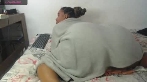 Jhoana online show from 12.13.24