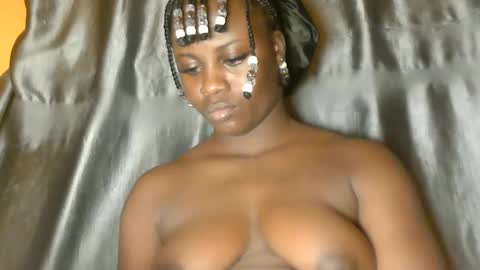 sexy_petitqueen online show from 05.26.26