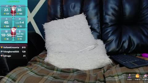 Snapshot of sexy_redgirl chatting on 12.18.24 karoline online show from 12.18.24