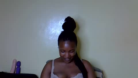 sexy_sazii online show from 10.23.25