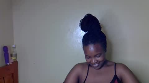 sexy_sazii online show from 10.29.25