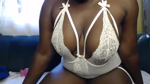 sexy_serena_ online show from 01.03.25