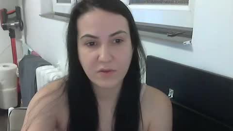Snapshot of sexy_slimm25 chatting on 02.20.25 Slimm online show from 02.20.25