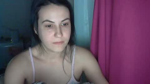 Snapshot of sexy_slimm25 chatting on 02.26.25 Slimm online show from 02.26.25