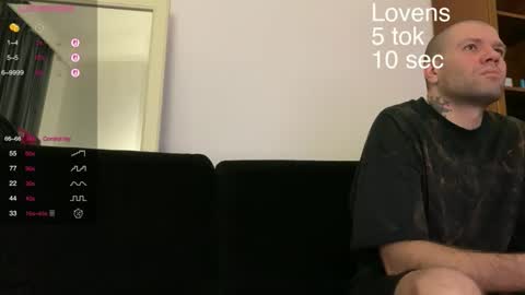 Snapshot of sexy_sweets chatting on 10.10.25 Sexy-Sweets online show from 10.10.25