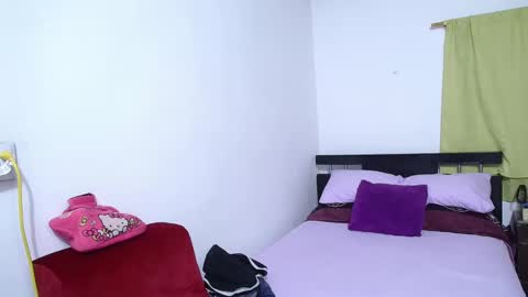 Snapshot of sexy_ticki chatting on 12.12.24 janel online show from 12.12.24