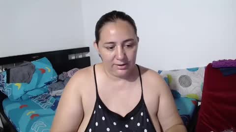 Snapshot of sexy_ticki chatting on 02.05.25 janel online show from 02.05.25