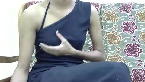 Snapshot of sexy_twishu chatting on 09.10.25 Twishu online show from 09.10.25