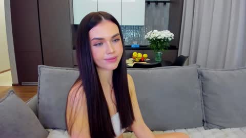 Lou online show from 01.08.25