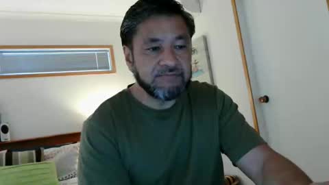 Dee online show from 11.14.25