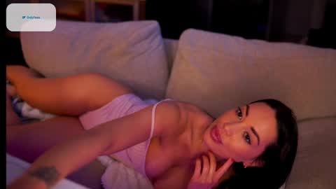 Sandra online show from 02.25.25