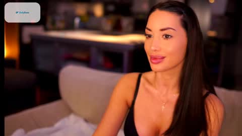 Sandra online show from 02.27.25