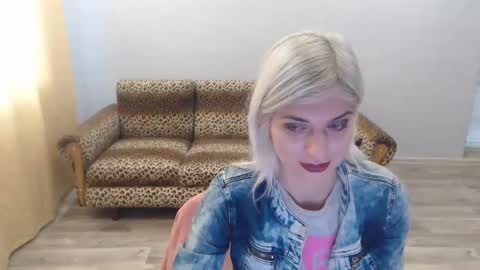 sexybeatriice online show from 12.15.24