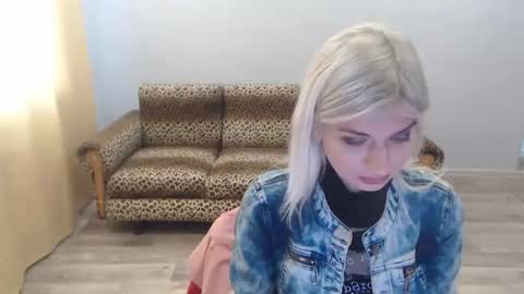 sexybeatriice online show from 12.16.24