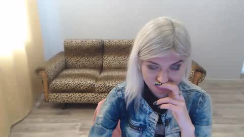 sexybeatriice online show from 12.16.24