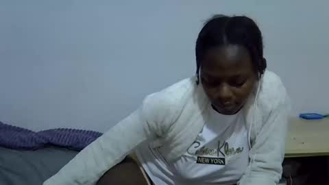 Snapshot of sexybeiby1 chatting on 04.15.26 sexybeiby1 online show from 04.15.26