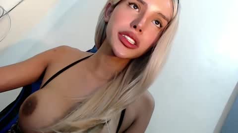 Seraphina Blaze online show from 02.15.25
