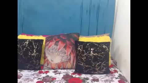 sexyboobsx2 online show from 10.18.25