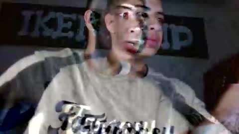 Snapshot of sexyboy_bigclit chatting on 02.02.25 Iker online show from 02.02.25