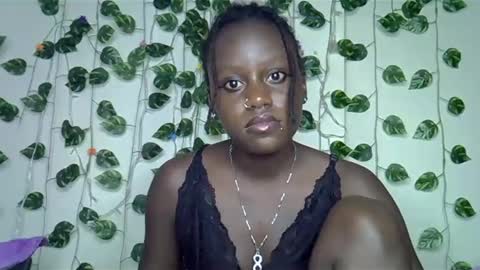 sexybree_love online show from 12.23.24