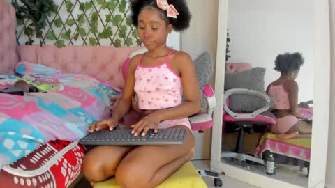 sofia online show from 12.28.24