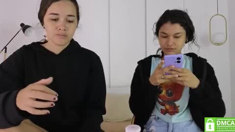 chanell and yina online show from 10.09.25