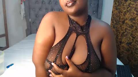 Snapshot of sexychocco_ chatting on 01.10.25 sexychocco online show from 01.10.25