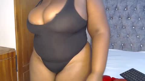 Snapshot of sexychocco_ chatting on 01.19.25 sexychocco online show from 01.19.25