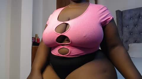 Snapshot of sexychocco_ chatting on 01.29.25 sexychocco online show from 01.29.25