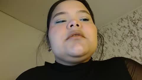 Snapshot of sexychubbyy chatting on 10.13.25 Eva online show from 10.13.25