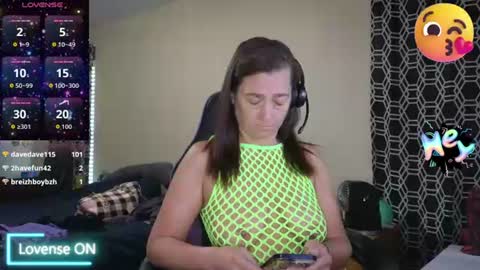 Snapshot of sexydistraction1 chatting on 07.17.26 SexyDistraction online show from 07.17.26