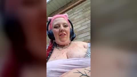 Snapshot of sexyemoprincess chatting on 07.19.26 Wouldntyouliketoknow online show from 07.19.26