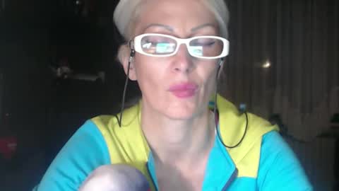 Snapshot of sexyeni chatting on 09.21.25 ENI pvt moan your name WHEN I M NOT online you tell me in SNAPCHAT deal yes add me... FREE TWITTER magiconline101...... online show from 09.21.25