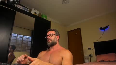 Snapshot of sexyflightz chatting on 11.20.25 chris online show from 11.20.25