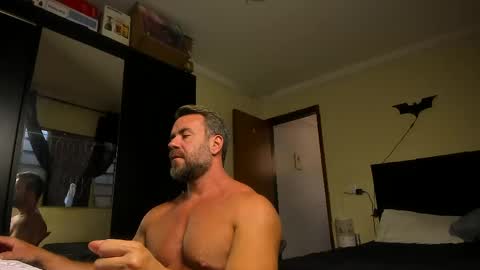 Snapshot of sexyflightz chatting on 05.08.26 chris online show from 05.08.26